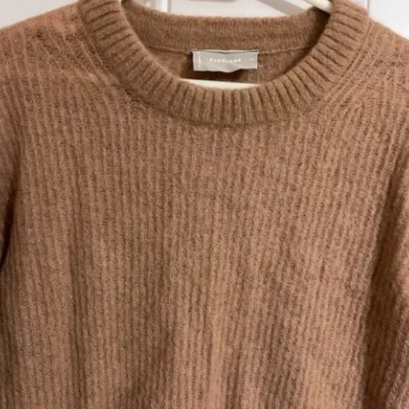 Everlane Alpaca Sweater Women’s Medium Tan Knit Pullover Cropped Merino Wool - Picture 2 of 8
